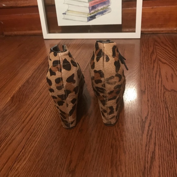 Women’s cheetah print wedges - Picture 3 of 4